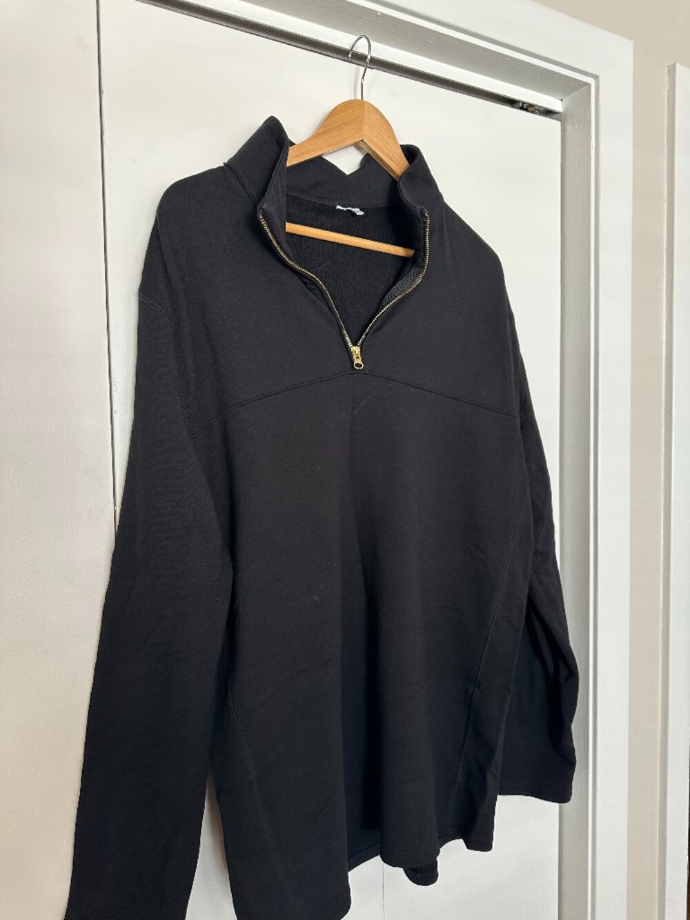 State & Liberty Black quarter zip, size XL